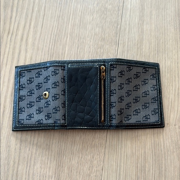 Dooney & Bourke Navy Blue Wallet - Picture 9 of 10